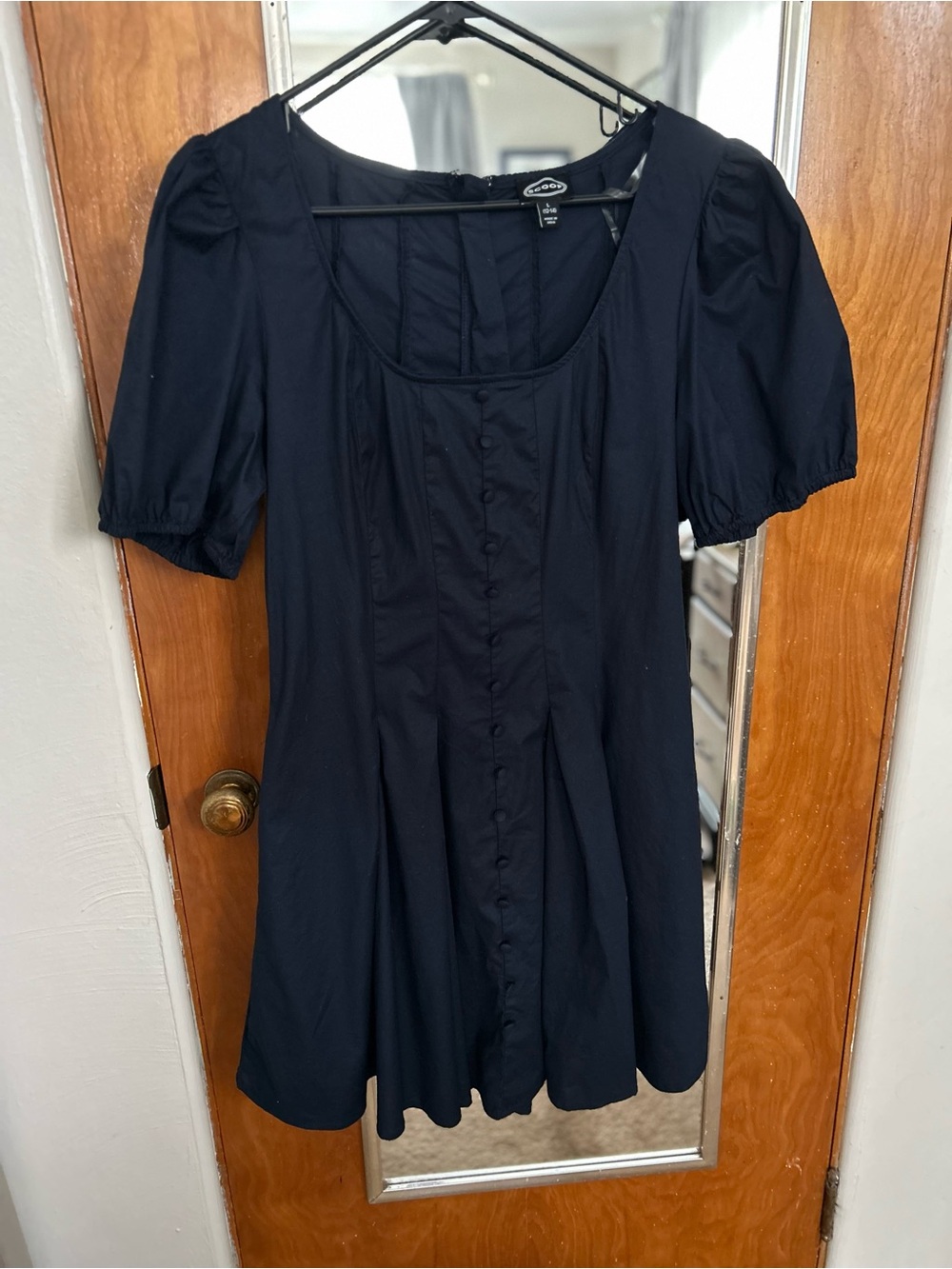 Scoop Puff-Sleeve Scoop Neck Dress in Navy Blue